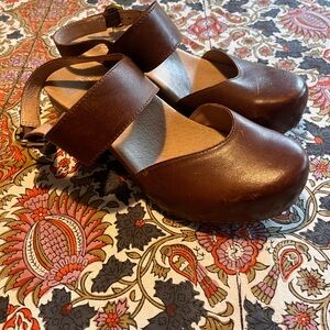 Dansko Brown Sandals Classic Design